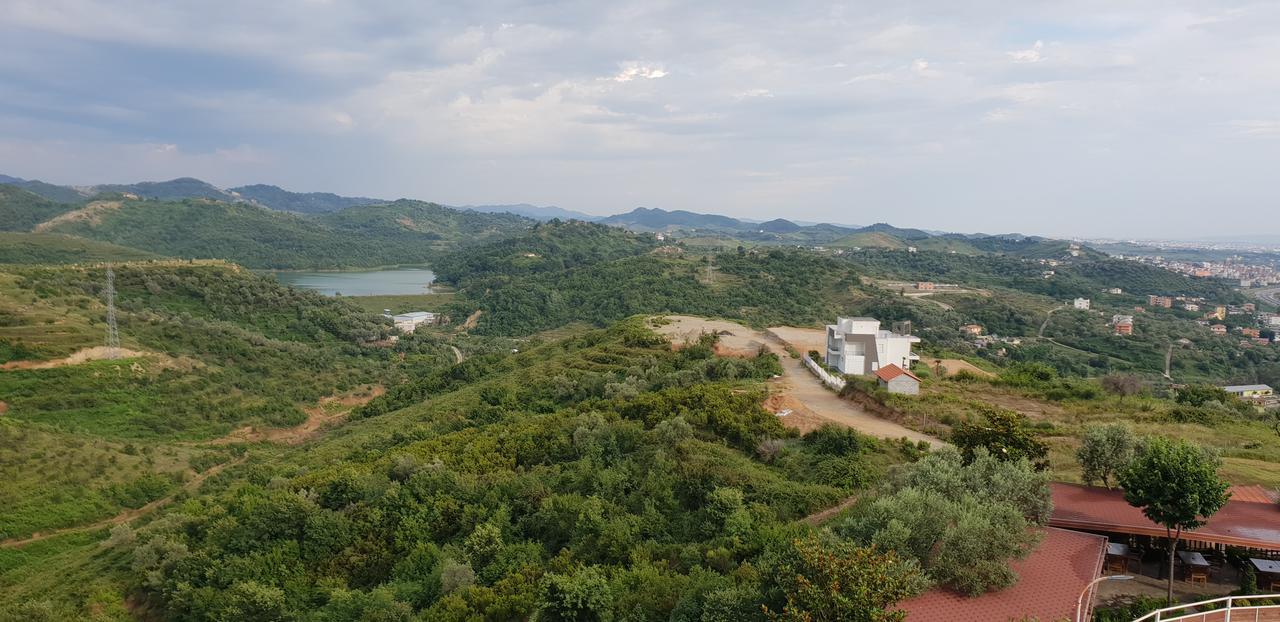 Agroturizem Kodra E Kuajve 호텔 Škalngur 외부 사진